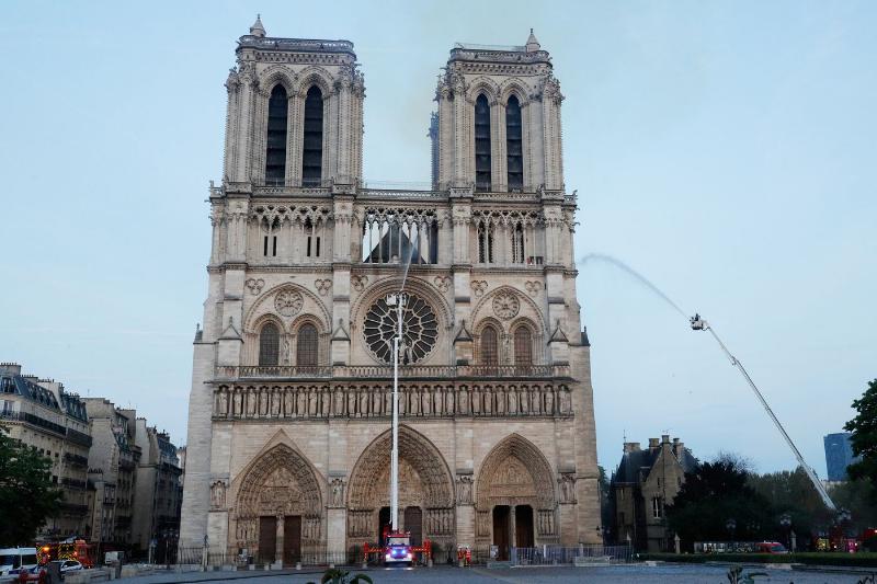 La croix de Notre Dame de Paris, un héritage français inestimable